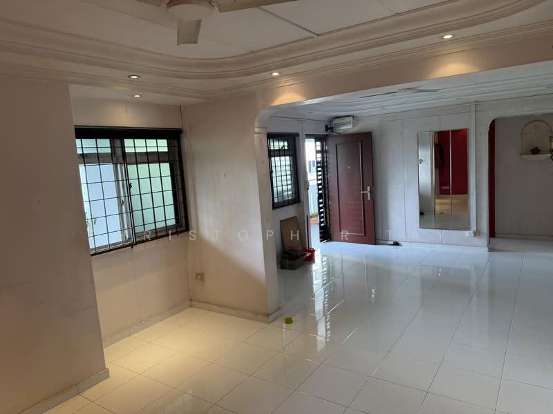 330 Yishun Ring Road, 330 Yishun Ring Road, Sembawang / Yishun, 3 Bedrooms, 1,162 sqft, HDB Flat For Sale, by Christopher Tay, 500136202 - Living Room - PropertyGuru.com.sg