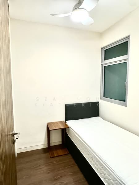 Stellar RV, 408 River Valley Road, 2 Bedrooms, 538 sqft, Condominium For Rent, by Seah Hou Kiat Eric, 500136209 - Common Bedroom - PropertyGuru.com.sg