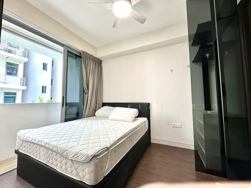 Stellar RV, 408 River Valley Road, 2 Bedrooms, 538 sqft, Condominium For Rent, by Seah Hou Kiat Eric, 500136209 - Master Bedroom - PropertyGuru.com.sg
