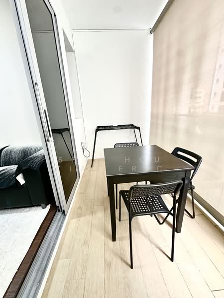 Stellar RV, 408 River Valley Road, 2 Bedrooms, 538 sqft, Condominium For Rent, by Seah Hou Kiat Eric, 500136209 - Balcony - PropertyGuru.com.sg