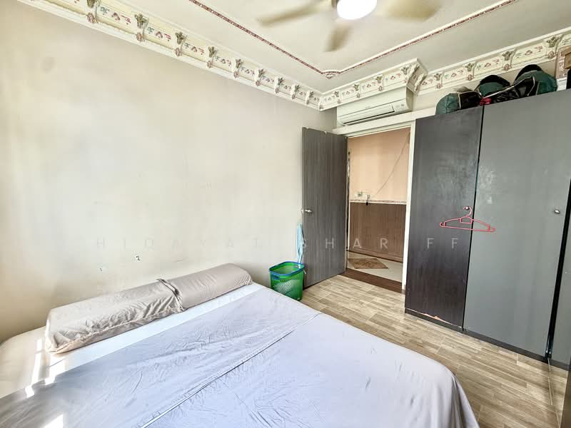 469B Sengkang West Way, 469B Sengkang West Way, 3 Bedrooms, 1,216 sqft, HDB Flat For Sale, by Hidayat Shariff, 500136213 - Bedroom - PropertyGuru.com.sg