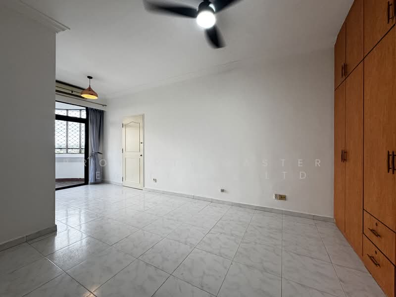 Mandarin Gardens, 5 Siglap Road, 3 Bedrooms, 1,572 sqft, Condominium For Sale, by ROBIN OOI, 500136216 - Interior - PropertyGuru.com.sg