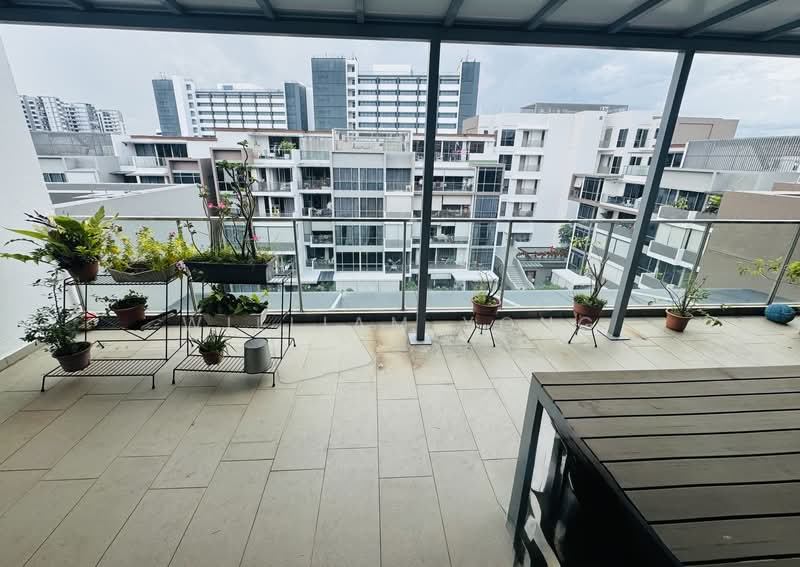 Stratum, 88 Elias Road, 5 Bedrooms, 2,260 sqft, Condominium For Rent, by William Yong, 500136223 - Balcony - PropertyGuru.com.sg
