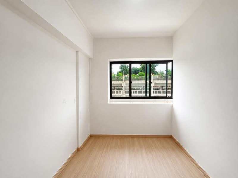 555 Jurong West Street 42, 555 Jurong West Street 42, 3 Bedrooms, 1,443 sqft, HDB Flat For Sale, by Anwar Chan, 500136230 - Interior - PropertyGuru.com.sg