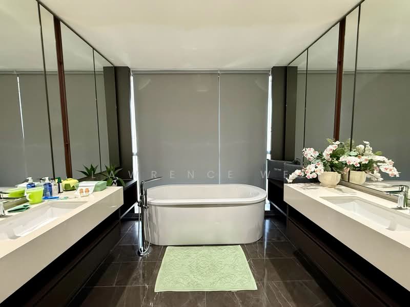 Amber Park, 18 Amber Gardens, 6 Bedrooms, 4,392 sqft, Condominium For Sale, by Lawrence Wee, 500136236 - Bathroom - PropertyGuru.com.sg