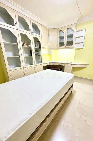 614 Ang Mo Kio Avenue 4, 614 Ang Mo Kio Avenue 4, Ang Mo Kio / Bishan / Thomson, Room Rental, 150 sqft, HDB Flat For Rent, by Jenn Denz Law, 500136242 - Bedroom - PropertyGuru.com.sg