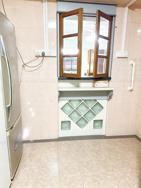 614 Ang Mo Kio Avenue 4, 614 Ang Mo Kio Avenue 4, Ang Mo Kio / Bishan / Thomson, Room Rental, 150 sqft, HDB Flat For Rent, by Jenn Denz Law, 500136242 - Kitchen - PropertyGuru.com.sg