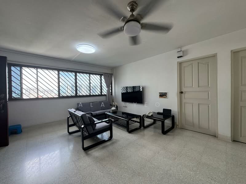 41 Bedok South Road, 41 Bedok South Road, 3 Bedrooms, 904 sqft, HDB Flat For Sale, by Alan Yeo, 500136264 - Living Room - PropertyGuru.com.sg