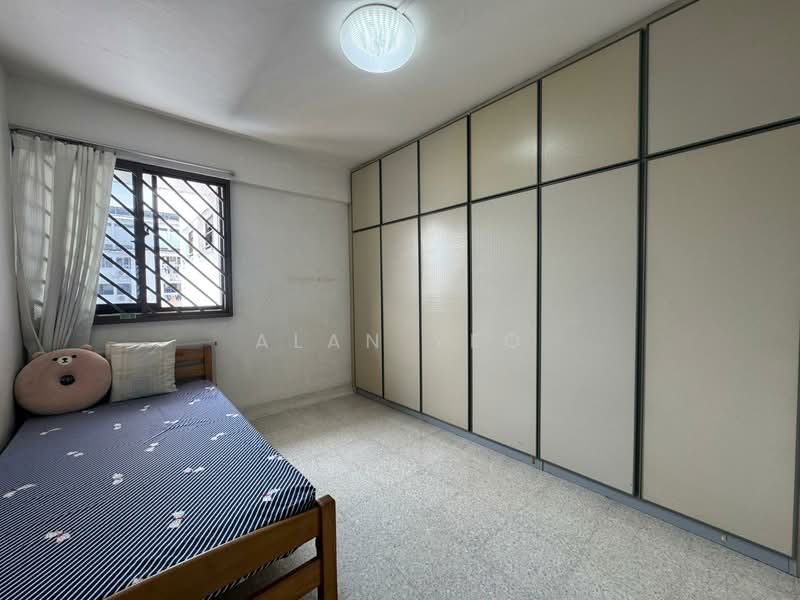 41 Bedok South Road, 41 Bedok South Road, 3 Bedrooms, 904 sqft, HDB Flat For Sale, by Alan Yeo, 500136264 - Bedroom - PropertyGuru.com.sg