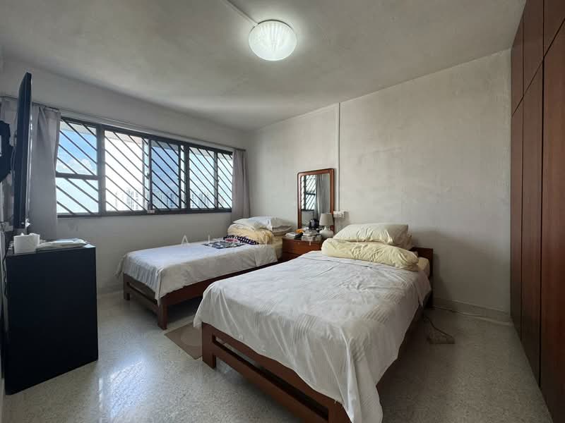 41 Bedok South Road, 41 Bedok South Road, 3 Bedrooms, 904 sqft, HDB Flat For Sale, by Alan Yeo, 500136264 - Bedroom - PropertyGuru.com.sg
