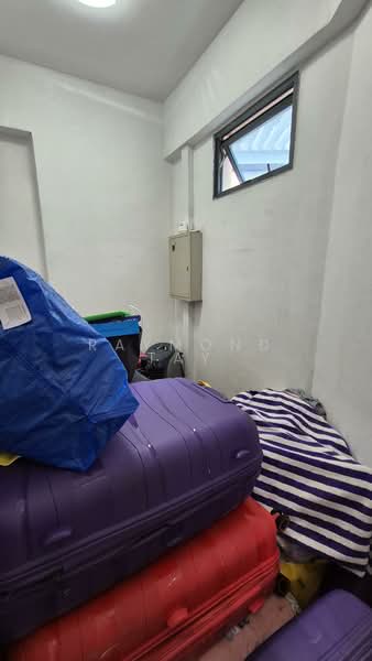 Unit near Yew Tee MRT, , 3 Bedrooms, 1,174 sqft, Condominium For Rent, by Raymond Tay, 500136266 - Interior - PropertyGuru.com.sg