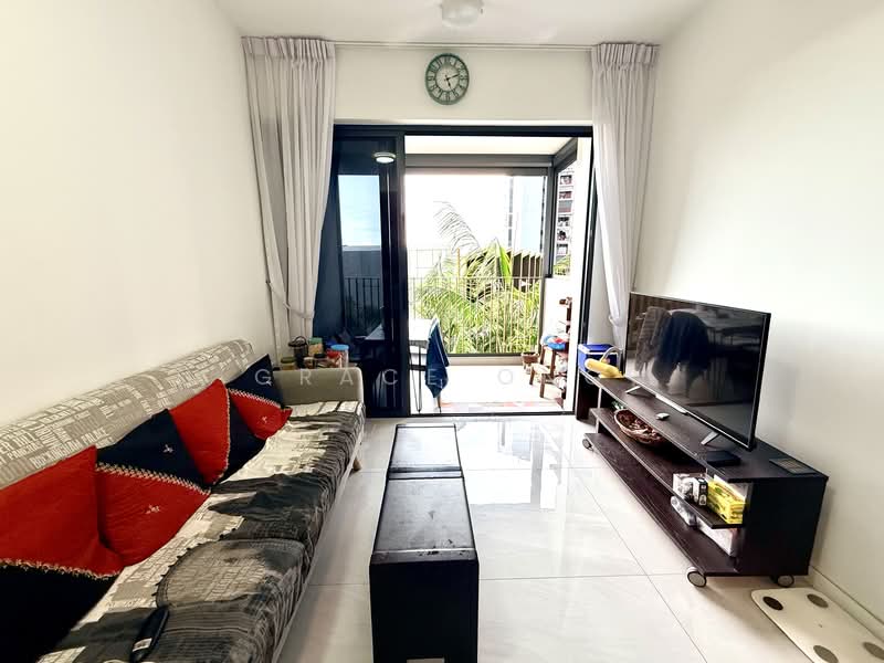 Riverfront Residences, 41 Hougang Avenue 7, 2 Bedrooms, 614 sqft, Condominium For Sale, by Grace Ong, 500136267 - Living Room - PropertyGuru.com.sg