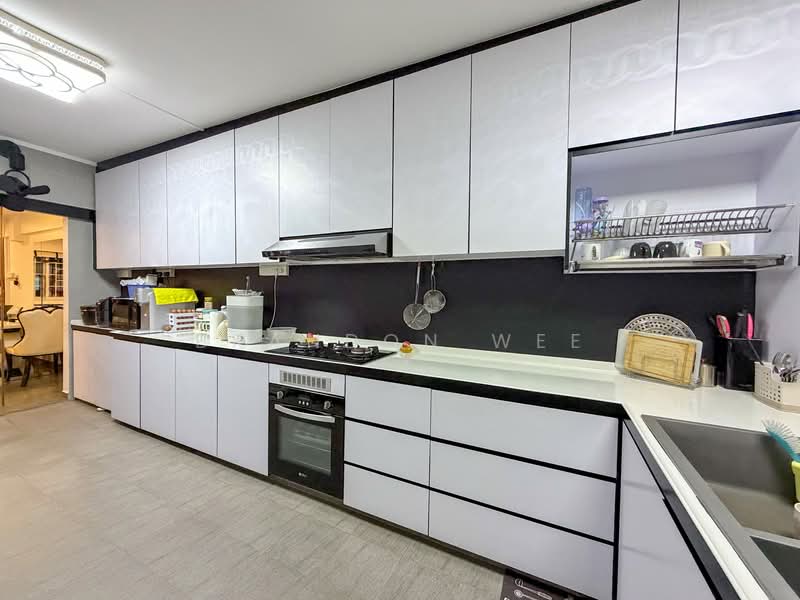 634 Yishun Street 61, 634 Yishun Street 61, 3 Bedrooms, 1,119 sqft, HDB Flat For Sale, by Brandon Wee, 500136269 - Kitchen - PropertyGuru.com.sg