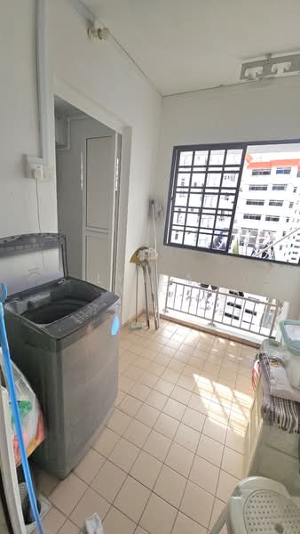 509 Choa Chu Kang Street 51, 509 Choa Chu Kang Street 51, 3 Bedrooms, 1,463 sqft, HDB Flat For Sale, by Lynda Yeo, 500136282 - Balcony - PropertyGuru.com.sg