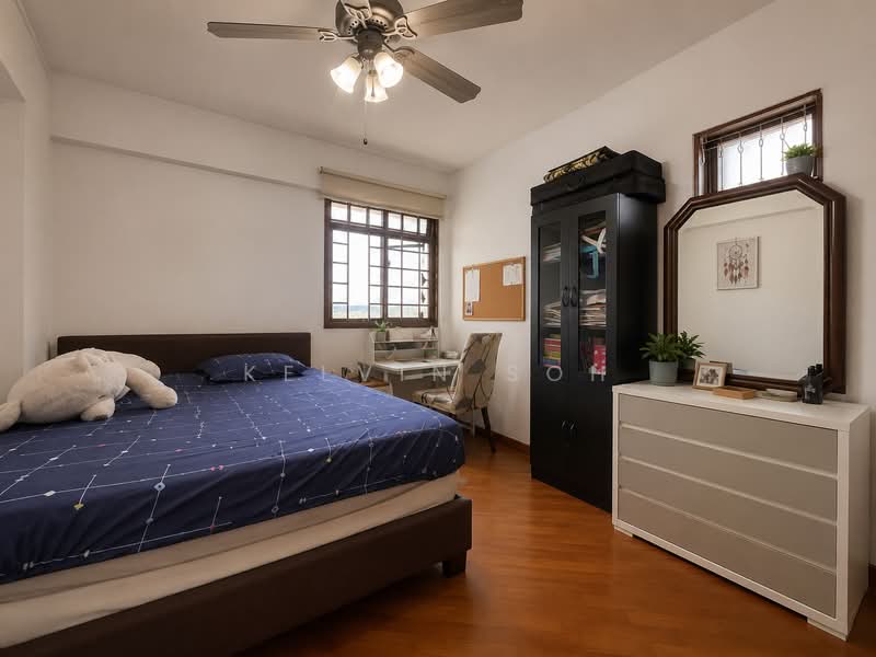 570 Hougang Street 51, 570 Hougang Street 51, 3 Bedrooms, 1,259 sqft, HDB Flat For Sale, by Kelvin Soh, 500136287 - Bedroom - PropertyGuru.com.sg