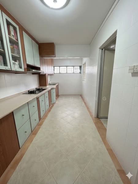 423 Canberra Road, 423 Canberra Road, 3 Bedrooms, 1,399 sqft, HDB Flat For Sale, by Wu QiuTing Felicia, 500136290 - Kitchen - PropertyGuru.com.sg