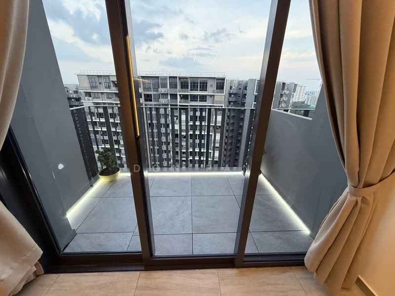 Grandeur Park Residences, 1 Bedok South Avenue 3, 2 Bedrooms, 850 sqft, Condominium For Sale, by Don Pan, 500136295 - Balcony - PropertyGuru.com.sg
