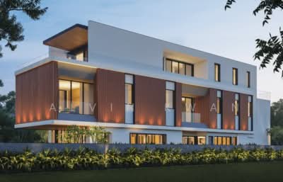 For Sale - 7 Mount Sinai