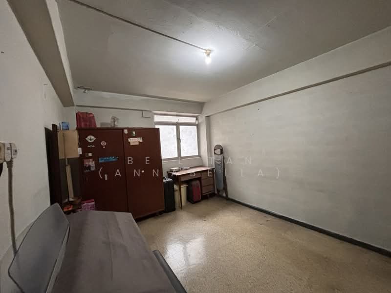 108 Lorong 1 Toa Payoh, 108 Lorong 1 Toa Payoh, 2 Bedrooms, 710 sqft, HDB Flat For Sale, by Bell Tan (Annabella), 500136303 - Interior - PropertyGuru.com.sg