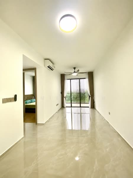 Dairy Farm Residences, 10 Dairy Farm Lane, 3 Bedrooms, 1,001 sqft, Condominium For Sale, by Jamie Sitoh, 500136319 - Living Room - PropertyGuru.com.sg