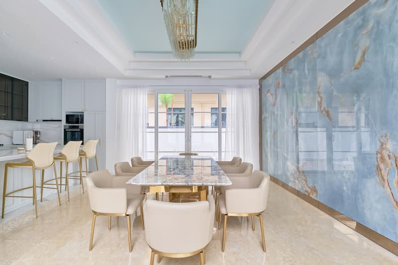 Woodgrove Estate, Ashwood Grove, 7 Bedrooms, 8,000 sqft, Detached House For Rent, by Sunny R, 500136328 - Dining Room - PropertyGuru.com.sg