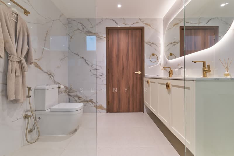 Woodgrove Estate, Ashwood Grove, 7 Bedrooms, 8,000 sqft, Detached House For Rent, by Sunny R, 500136328 - Bathroom - PropertyGuru.com.sg