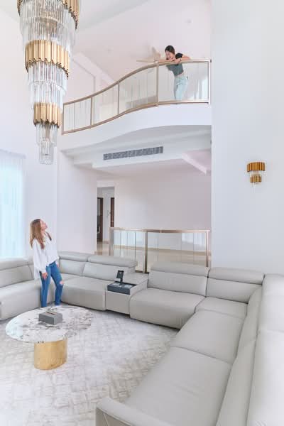 Woodgrove Estate, Ashwood Grove, 7 Bedrooms, 8,000 sqft, Detached House For Rent, by Sunny R, 500136328 - Living Room - PropertyGuru.com.sg