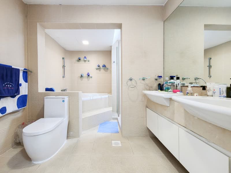 Peach Garden, 6 Peach Garden, 4 Bedrooms, 2,766 sqft, Apartment For Sale, by Paul Long, 500136329 - Bathroom - PropertyGuru.com.sg