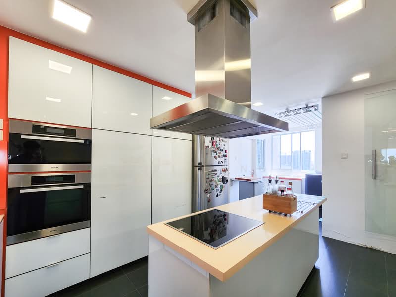 Peach Garden, 6 Peach Garden, 4 Bedrooms, 2,766 sqft, Apartment For Sale, by Paul Long, 500136329 - Kitchen - PropertyGuru.com.sg