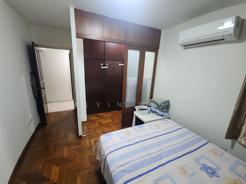 388 Bukit Batok West Avenue 5, 388 Bukit Batok West Avenue 5, 4 Bedrooms, 1,270 sqft, HDB Flat For Sale, by Alvin Tay, 500136330 - Bedroom - PropertyGuru.com.sg