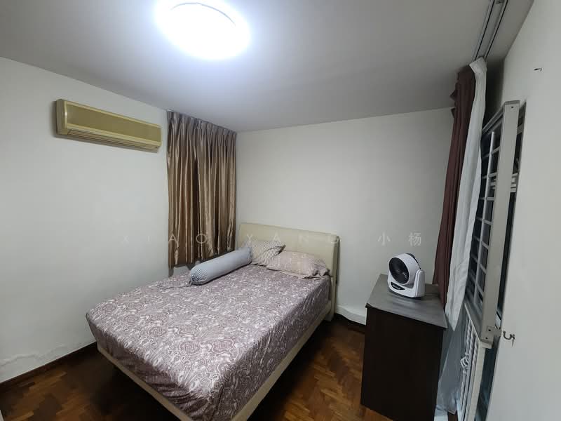 388 Bukit Batok West Avenue 5, 388 Bukit Batok West Avenue 5, 4 Bedrooms, 1,270 sqft, HDB Flat For Sale, by Xiao Yang 小杨, 500136333 - Bedroom - PropertyGuru.com.sg
