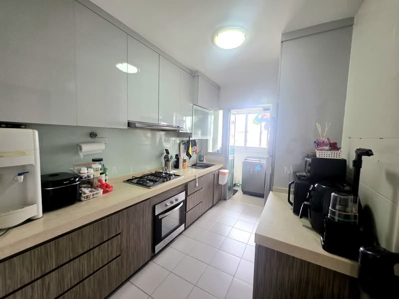 428A Yishun Avenue 11, 428A Yishun Avenue 11, 3 Bedrooms, 990 sqft, HDB Flat For Sale, by Faizal Rahim, 500136337 - Kitchen - PropertyGuru.com.sg