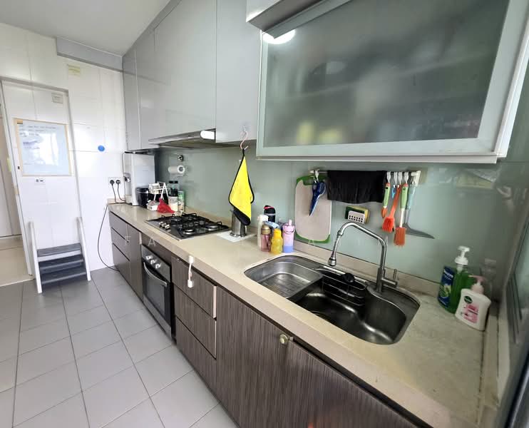 428A Yishun Avenue 11, 428A Yishun Avenue 11, 3 Bedrooms, 990 sqft, HDB Flat For Sale, by Faizal Rahim, 500136337 - Kitchen - PropertyGuru.com.sg