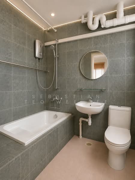 208 Pasir Ris Street 21, 208 Pasir Ris Street 21, 4 Bedrooms, 1,593 sqft, HDB Flat For Sale, by Sebastian Teo Wee Kee, 500136341 - Bathroom - PropertyGuru.com.sg