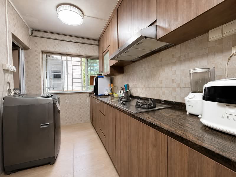 521 Pasir Ris Street 52, 521 Pasir Ris Street 52, 4 Bedrooms, 1,356 sqft, HDB Flat For Sale, by Hafiqal Amer, 500136343 - Kitchen - PropertyGuru.com.sg