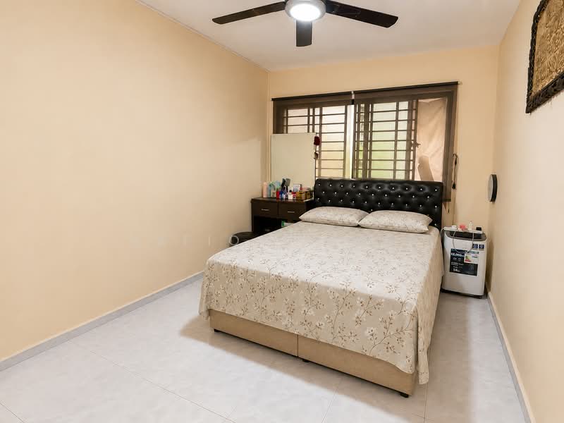 521 Pasir Ris Street 52, 521 Pasir Ris Street 52, 4 Bedrooms, 1,356 sqft, HDB Flat For Sale, by Hafiqal Amer, 500136343 - Master Bedroom - PropertyGuru.com.sg