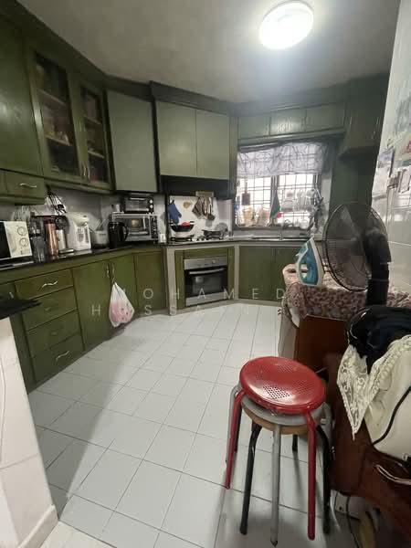 657 Choa Chu Kang Crescent, 657 Choa Chu Kang Crescent, 3 Bedrooms, 1,119 sqft, HDB Flat For Sale, by Mohamed Hussain Bin Sahar, 500136348 - Kitchen - PropertyGuru.com.sg