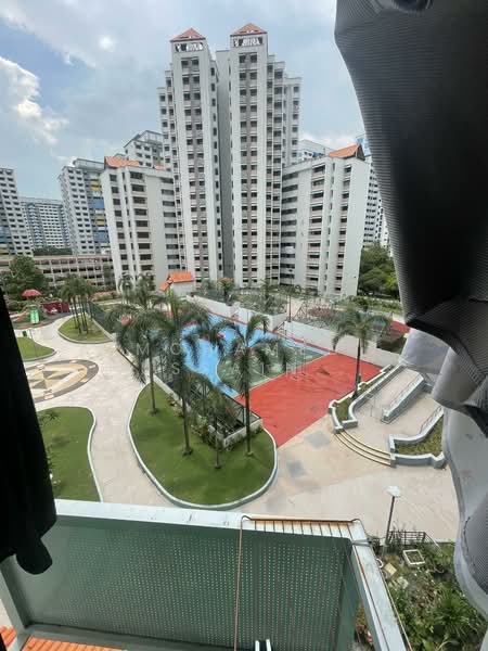 657 Choa Chu Kang Crescent, 657 Choa Chu Kang Crescent, 3 Bedrooms, 1,119 sqft, HDB Flat For Sale, by Mohamed Hussain Bin Sahar, 500136348 - Exterior - PropertyGuru.com.sg