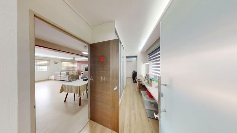 493B Tampines Avenue 9, 493B Tampines Avenue 9, 4 Bedrooms, 1,324 sqft, HDB Flat For Sale, by Alan Wang, 500136349 - Living Room - PropertyGuru.com.sg