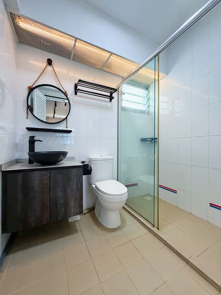 120B Canberra Crescent, 120B Canberra Crescent, 3 Bedrooms, 1,001 sqft, HDB Flat For Sale, by Andy Lim 林佳俊, 500136352 - Bathroom - PropertyGuru.com.sg