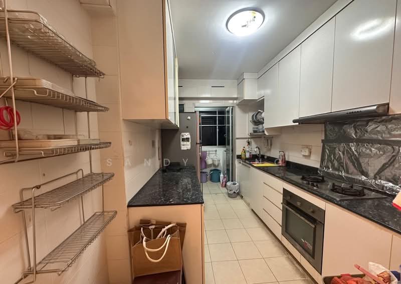 421 Clementi Avenue 1, 421 Clementi Avenue 1, 3 Bedrooms, 990 sqft, HDB Flat For Sale, by Sandy Hong, 500136353 - Kitchen - PropertyGuru.com.sg