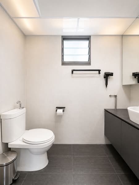 659A Punggol East, 659A Punggol East, 3 Bedrooms, 1,216 sqft, HDB Flat For Sale, by Ammon Lim, 500136356 - Bathroom - PropertyGuru.com.sg