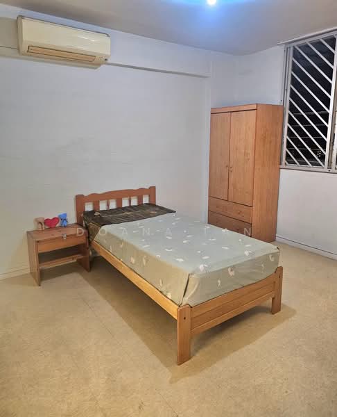 5 Ghim Moh Road, 5 Ghim Moh Road, 2 Bedrooms, 700 sqft, HDB Flat For Sale, by Doana Tan, 500136357 - Bedroom - PropertyGuru.com.sg