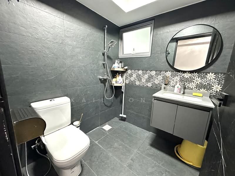 519C Tampines Central 8, 519C Tampines Central 8, 2 Bedrooms, 667 sqft, HDB Flat For Sale, by Kaili Ong, 500136360 - Bathroom - PropertyGuru.com.sg