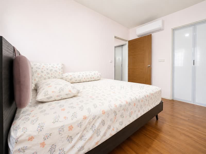308C Punggol Walk, 308C Punggol Walk, 2 Bedrooms, 721 sqft, HDB Flat For Sale, by Isaac Chew, 500136363 - Bedroom - PropertyGuru.com.sg