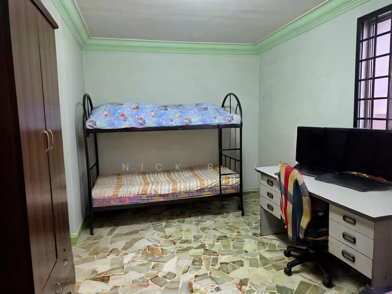 294 Choa Chu Kang Avenue 2, 294 Choa Chu Kang Avenue 2, 3 Bedrooms, 1,108 sqft, HDB Flat For Sale, by Nick R. L, 500136386 - Bedroom - PropertyGuru.com.sg
