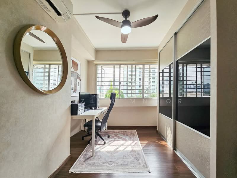 745 Pasir Ris Street 71, 745 Pasir Ris Street 71, 3 Bedrooms, 1,345 sqft, HDB Flat For Sale, by Fadzlin MNoor, 500136407 - Study - PropertyGuru.com.sg