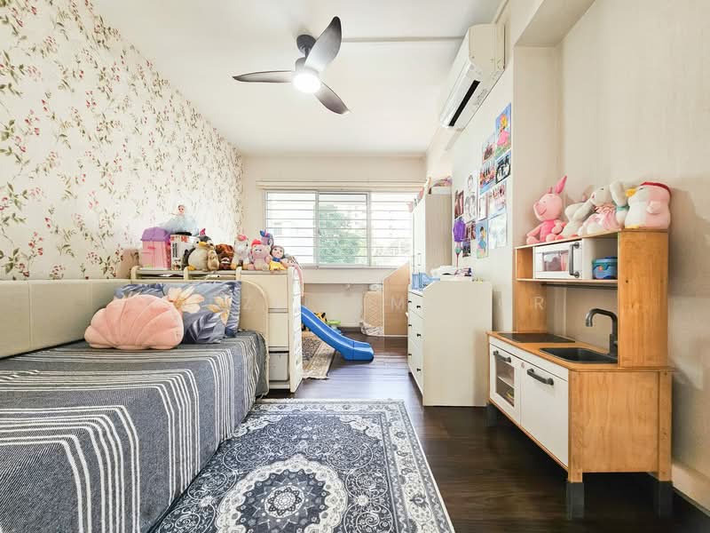 745 Pasir Ris Street 71, 745 Pasir Ris Street 71, 3 Bedrooms, 1,345 sqft, HDB Flat For Sale, by Fadzlin MNoor, 500136407 - Bedroom - PropertyGuru.com.sg