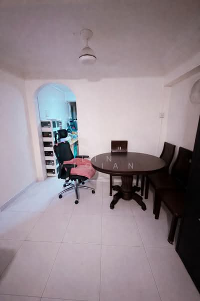 30 Marine Crescent, 30 Marine Crescent, 2 Bedrooms, 700 sqft, HDB Flat For Sale, by Lin Yiqian, 500136408 - Dining Room - PropertyGuru.com.sg