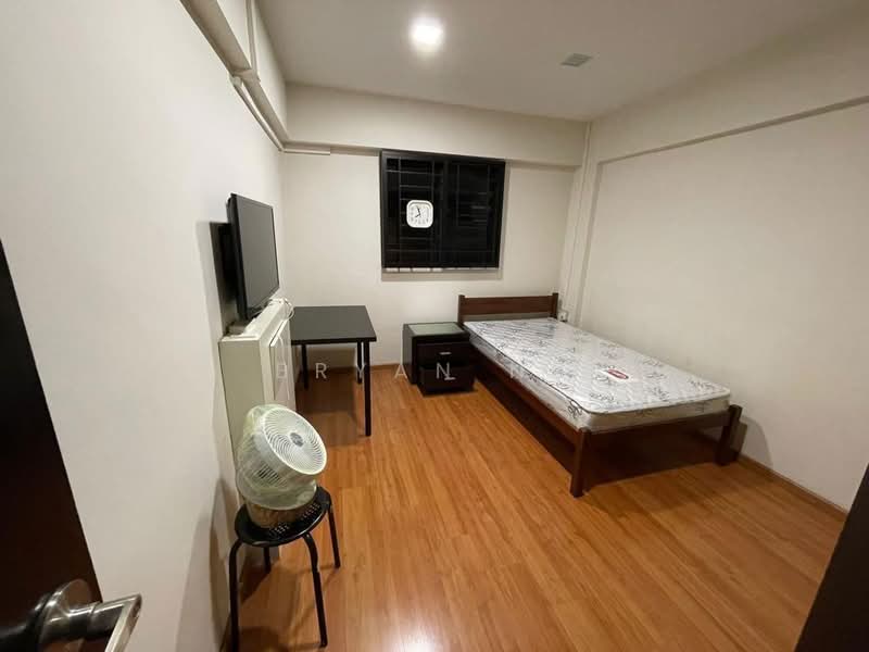 61 Telok Blangah Heights, 61 Telok Blangah Heights, 2 Bedrooms, 721 sqft, HDB Flat For Sale, by Bryan Ng, 500136431 - Bedroom - PropertyGuru.com.sg